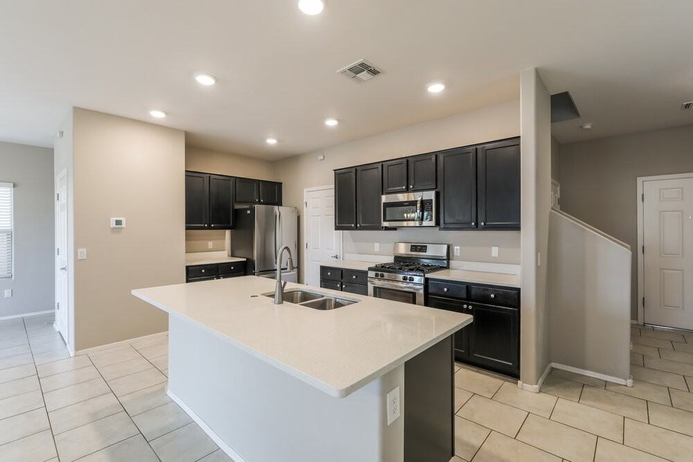 6549 S Diablo Dr - Photo 6 of 17