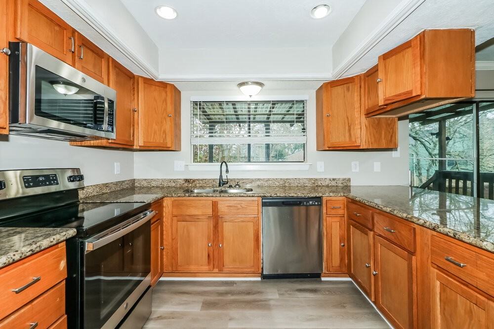 1406 Mayweather Ln - Photo 6 of 17