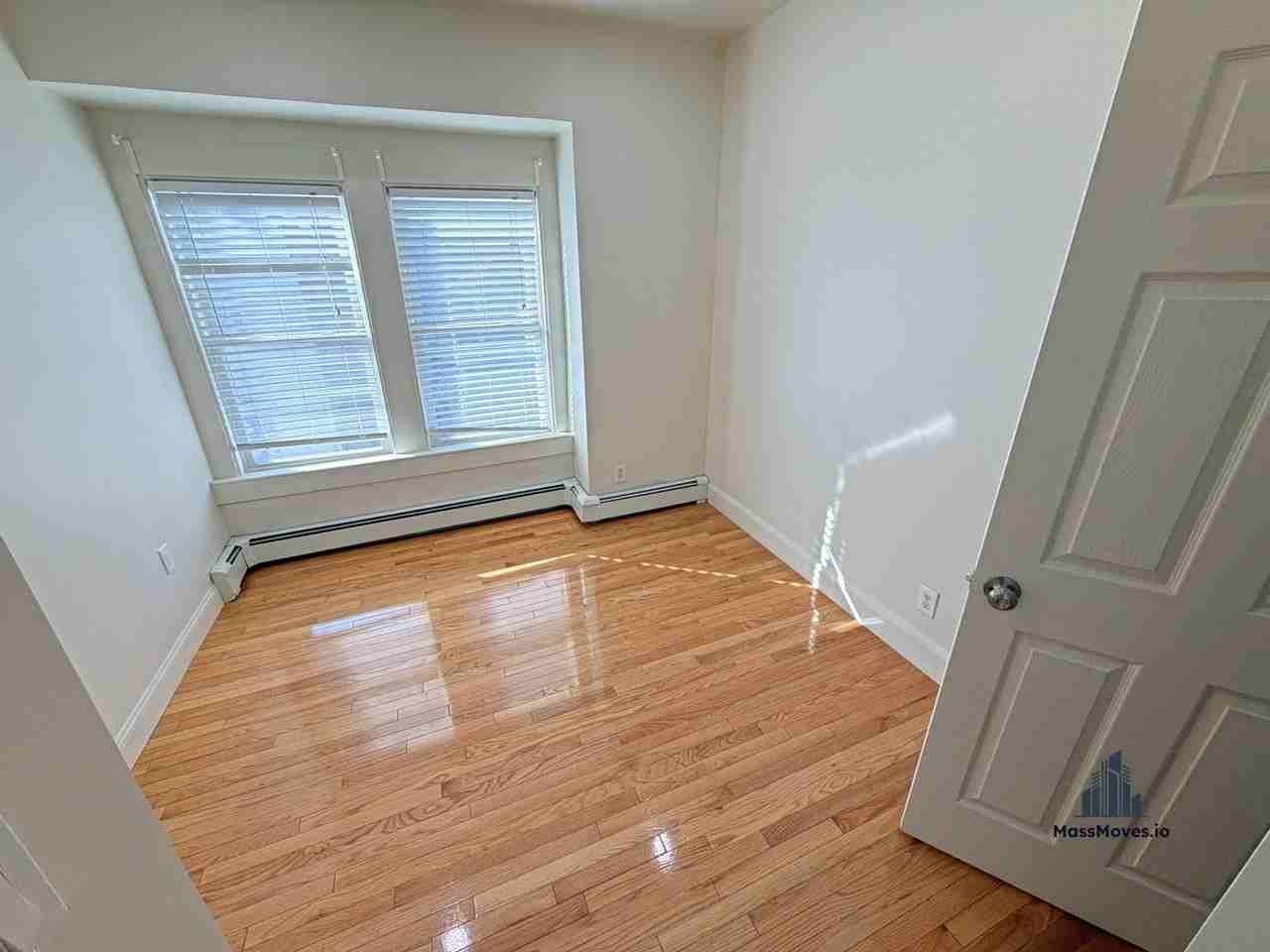 133 W 8th St #3 - Photo 2 of 44