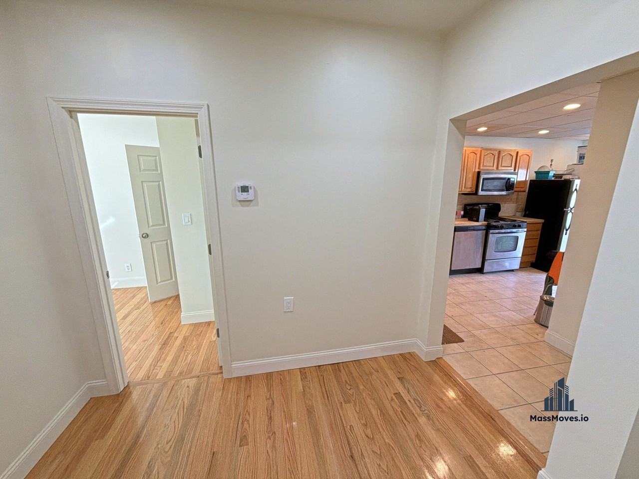 133 W 8th St #3 - Photo 3 of 44