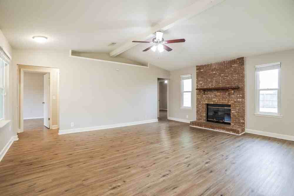 2916 Trenton Ct - Photo 6 of 16