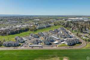 featured image of 2100 Arney Ln