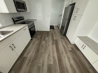 1 Month Free + $100 Off Monthly Rent – 2 Bedroom, 1 Bathroom Basement Suite in NW Edmonton | SF211 - Photo 7 of 16