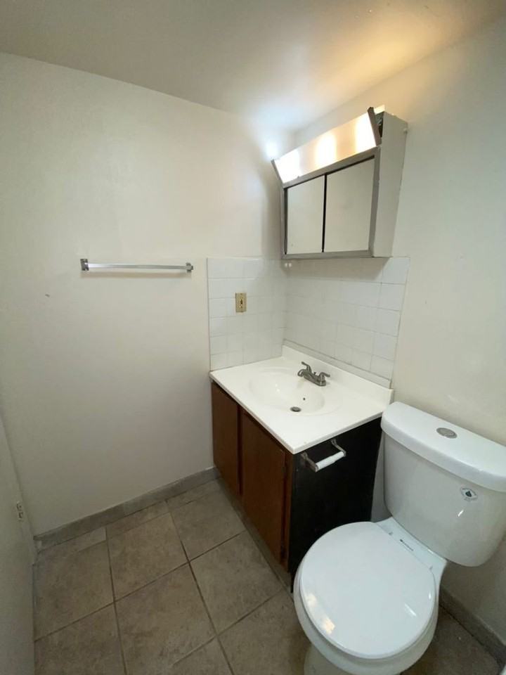 Doe Run Manor, LLC - Photo 7 of 45