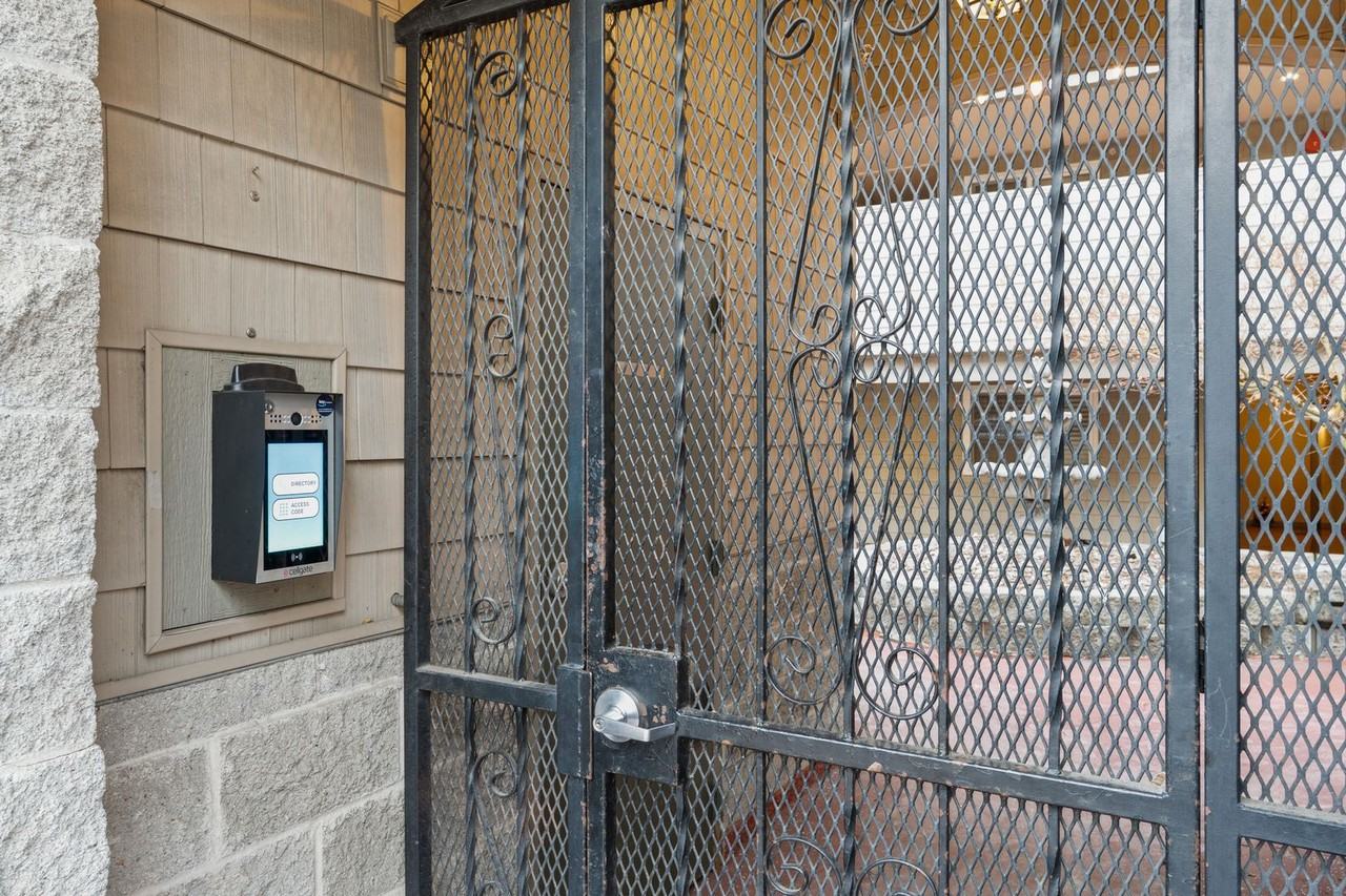 930 S Cowley St #302 - Photo 5 of 38