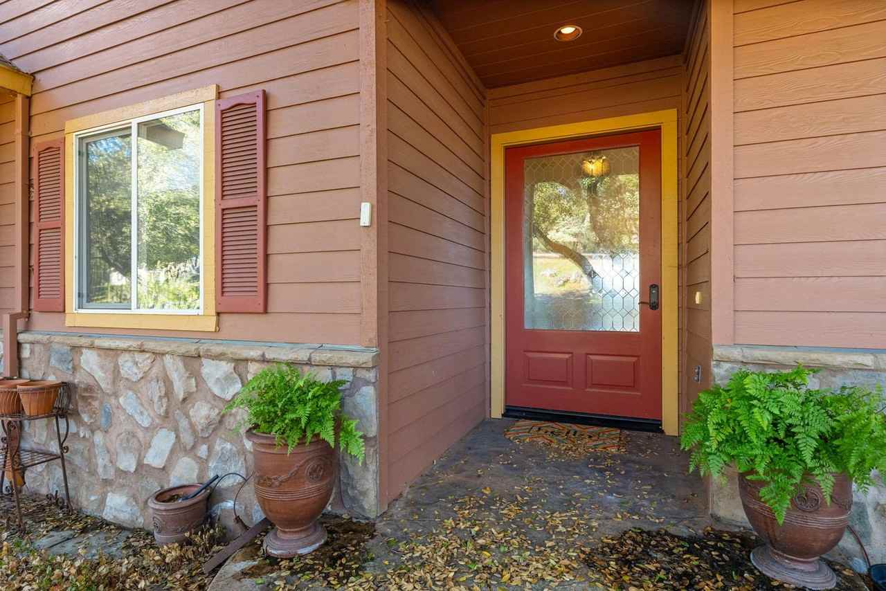 14304 Lake Vista Dr - Photo 5 of 49