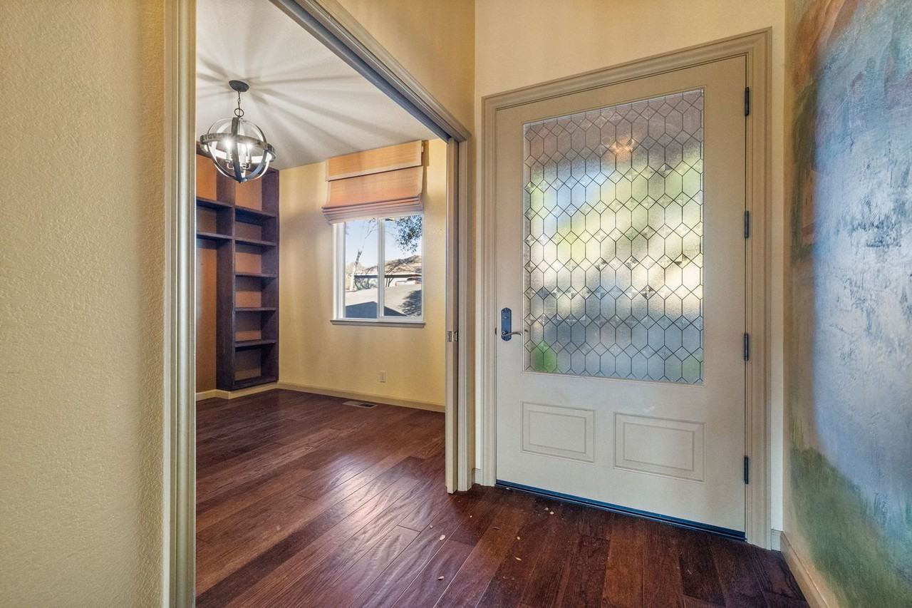 14304 Lake Vista Dr - Photo 6 of 49