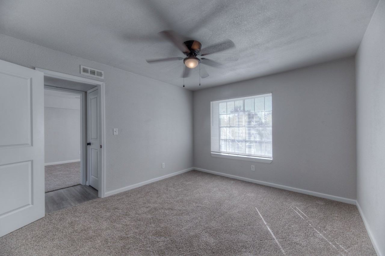 Brookside Garden - Photo 5 of 10