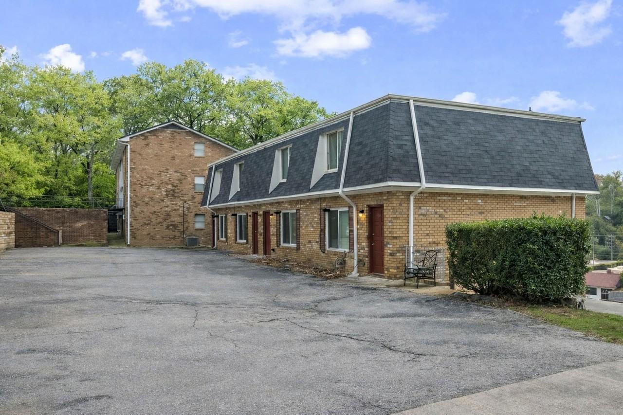 The View at Midtown - Photo 2 of 5