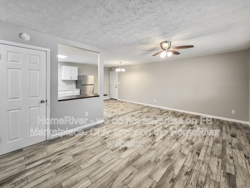 820 Princeton Dr - Photo 2 of 21