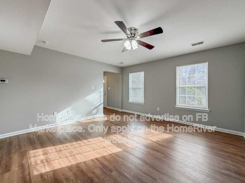 455 Patchen Dr - Photo 2 of 22