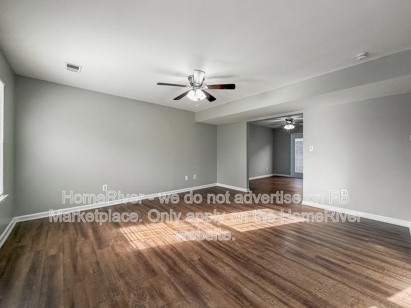 455 Patchen Dr - Photo 3 of 22