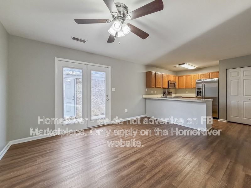 455 Patchen Dr - Photo 4 of 22