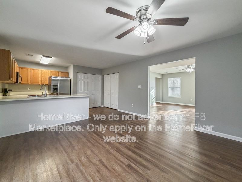 455 Patchen Dr - Photo 5 of 22