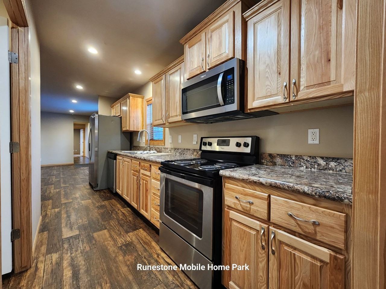 17 Grand Ave S - Photo 2 of 17