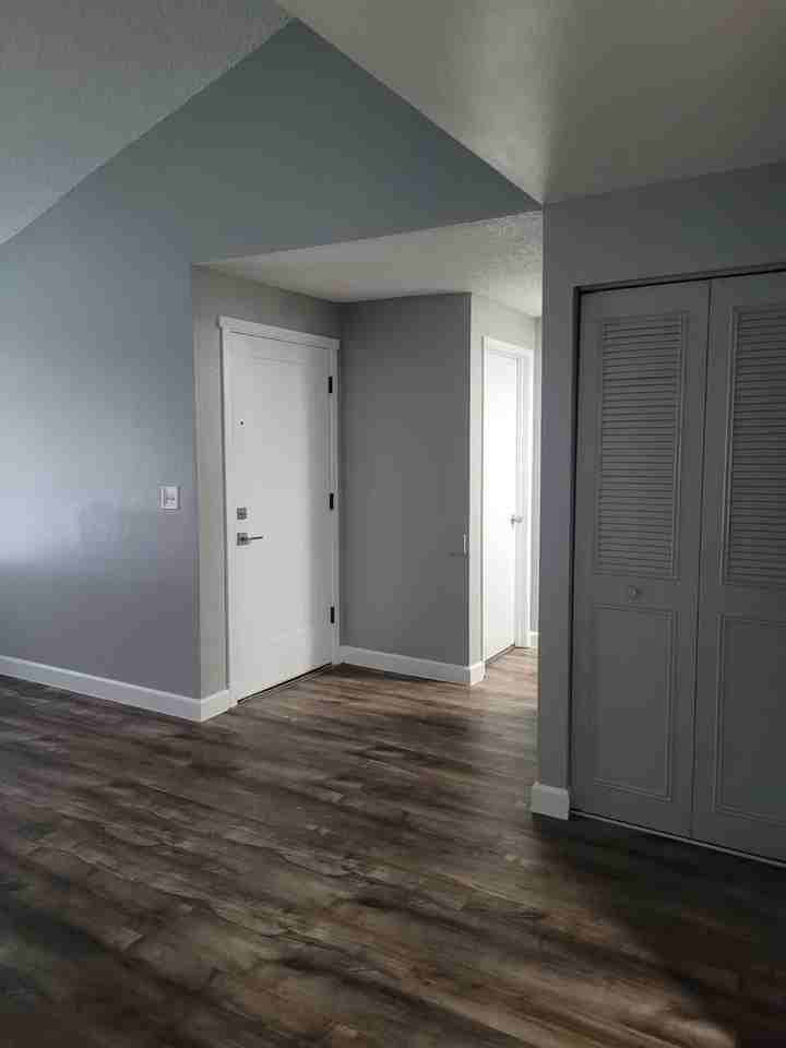 Central Park Apartments - Photo 3 of 39