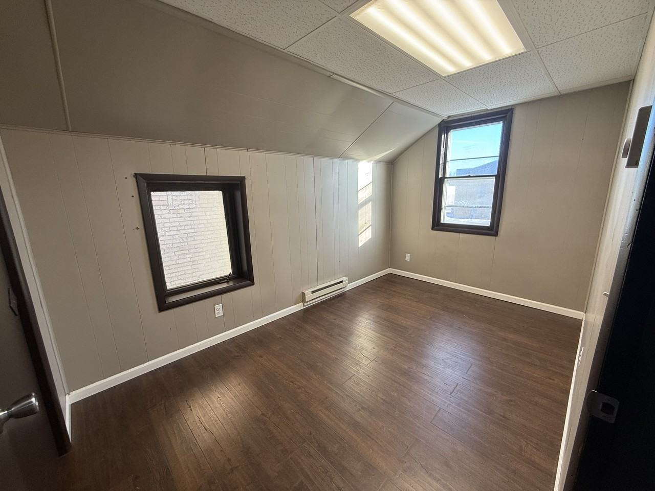 365 State Street N - Photo 3 of 8