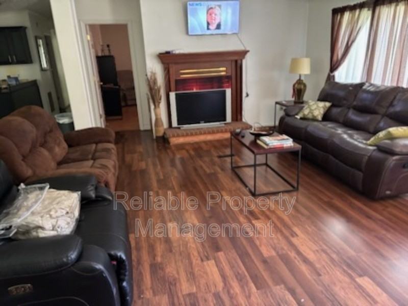 4321 On Track Rd - Photo 6 of 13