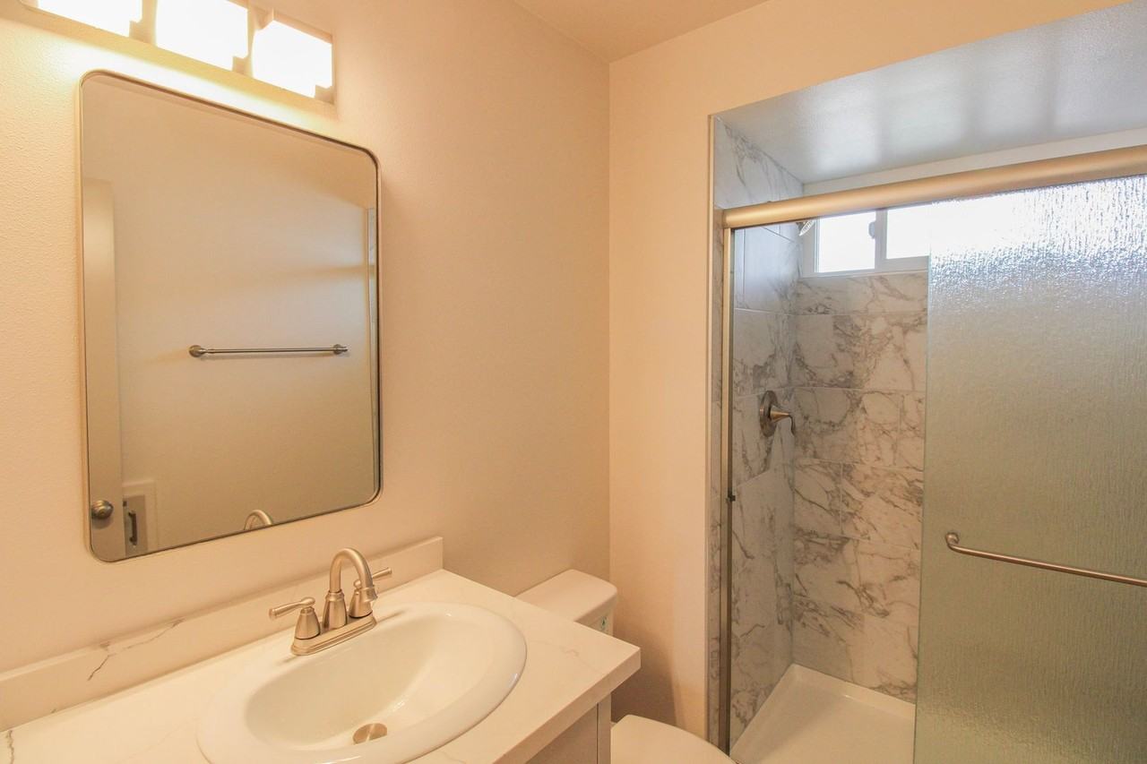 1247 Murray Ave #3 - Photo 7 of 9