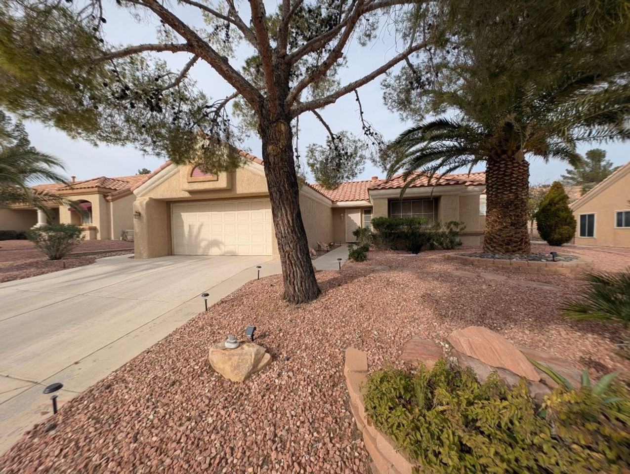 2737 Tumble Brook Dr - Photo 3 of 25
