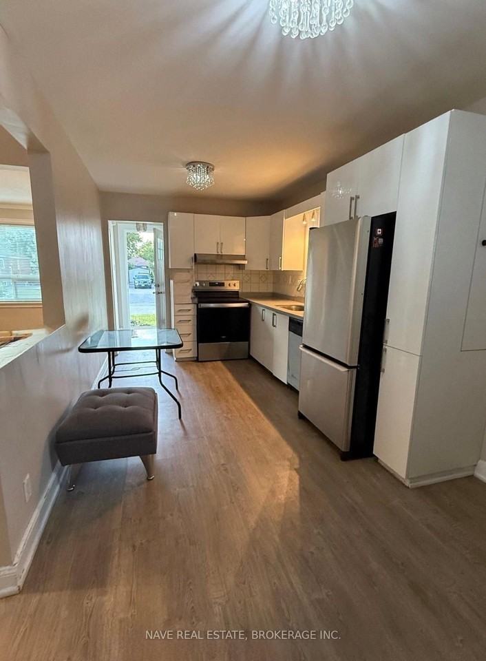 19 Westchester Road - Photo 3 of 24