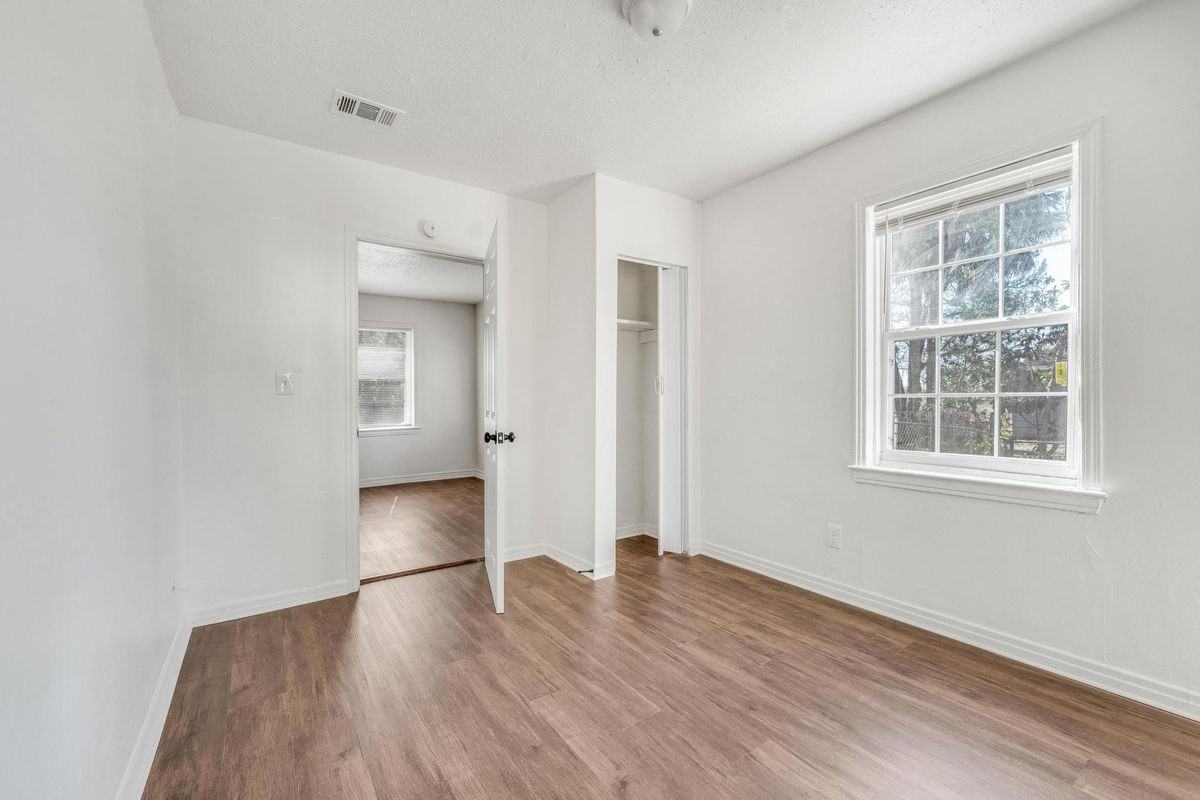 3173 3rd Street Cir S - Photo 5 of 16