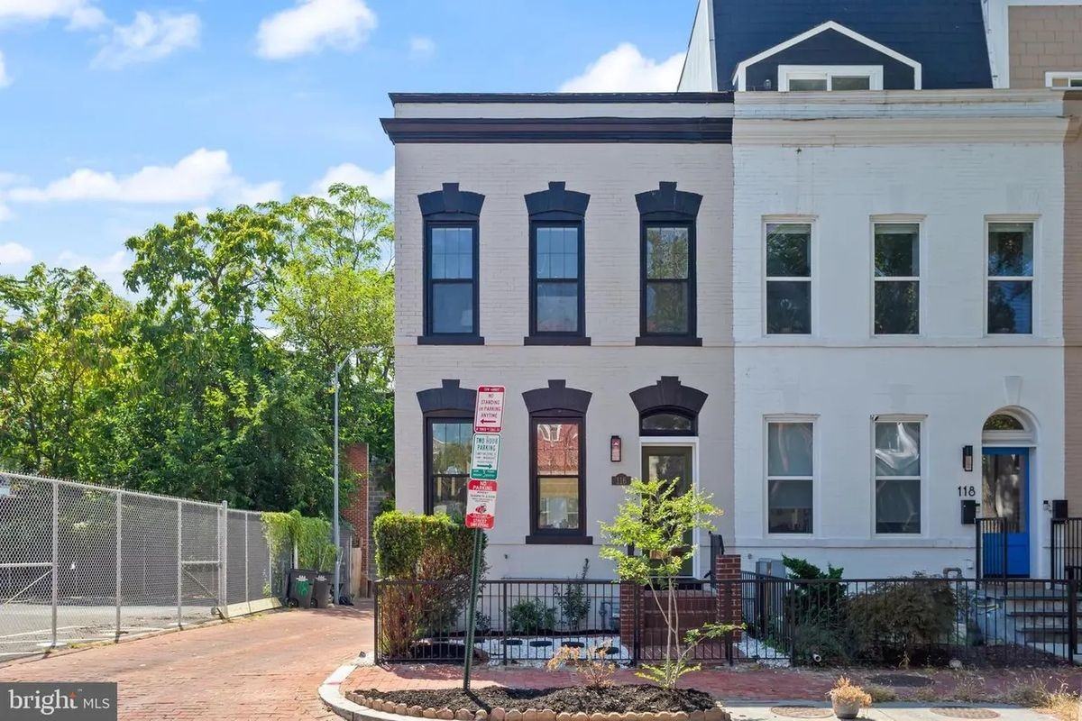 116 Thomas St Nw - Photo 3 of 38