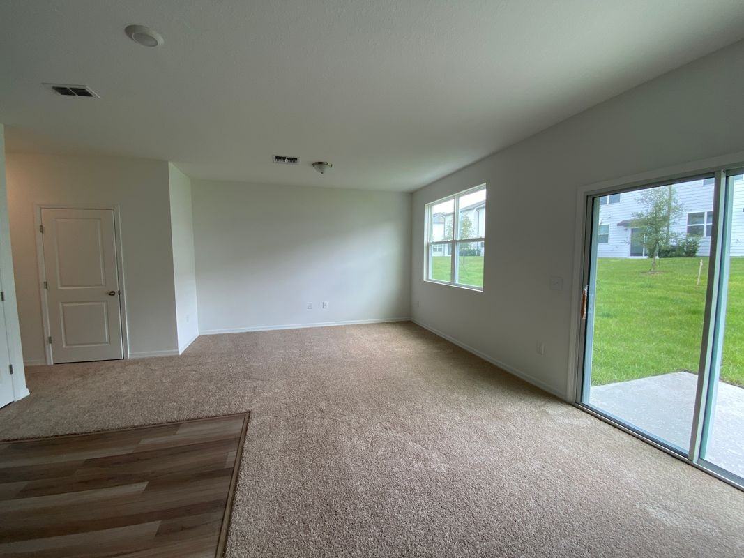 580 Madison Dr - Photo 5 of 18