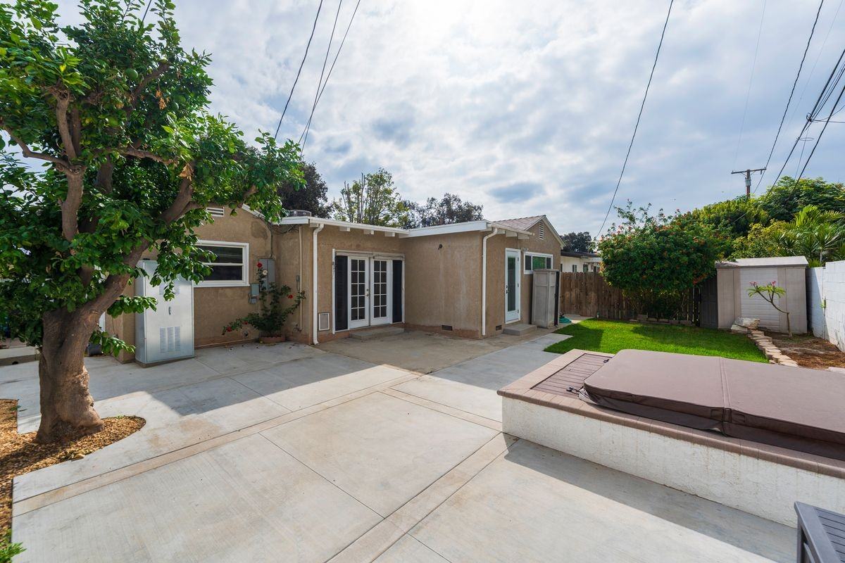 3203 Faust Ave - Photo 3 of 3