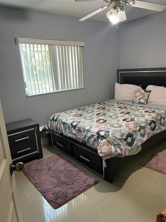1403 Broadmoor - Photo 2 of 3