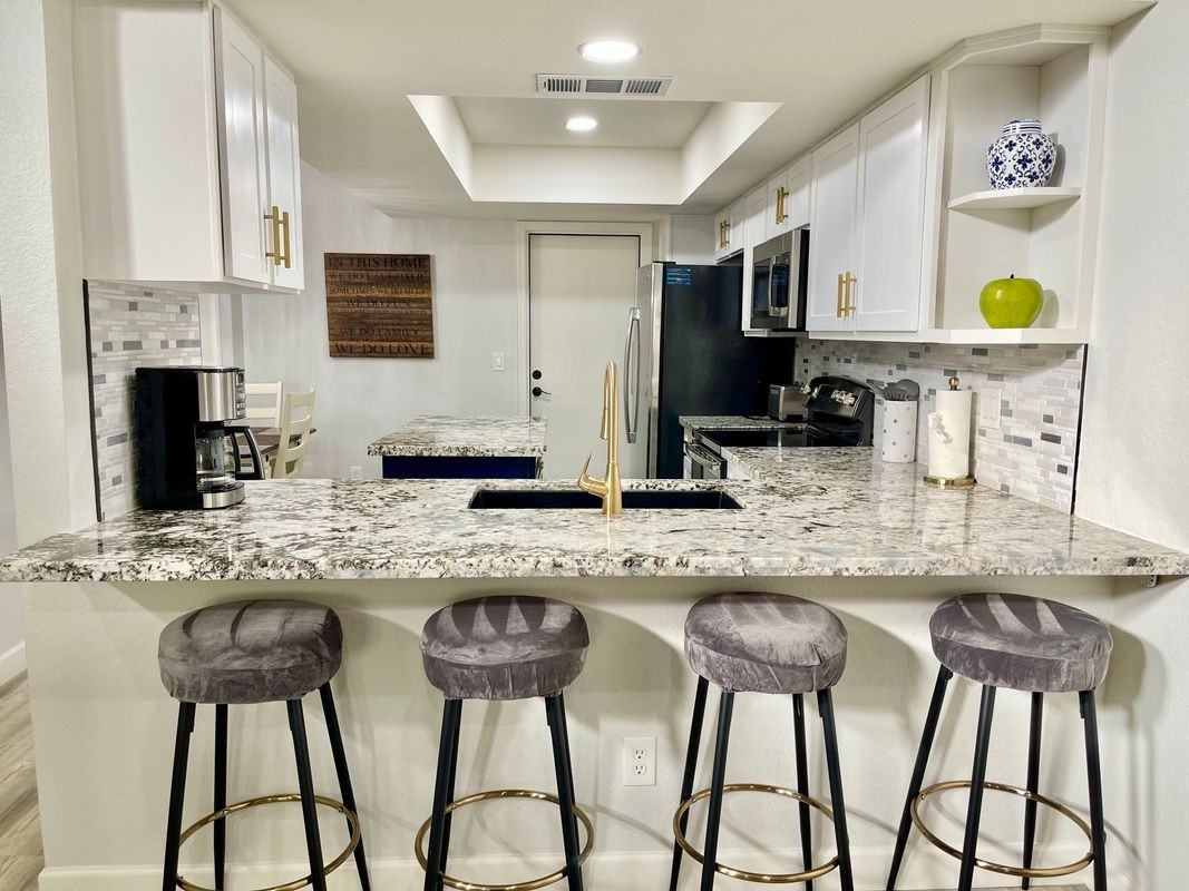 9040 E Winchcomb Dr - Photo 7 of 20