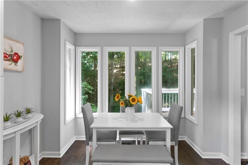 4186 Nashoba Dr Ne - Photo 6 of 25