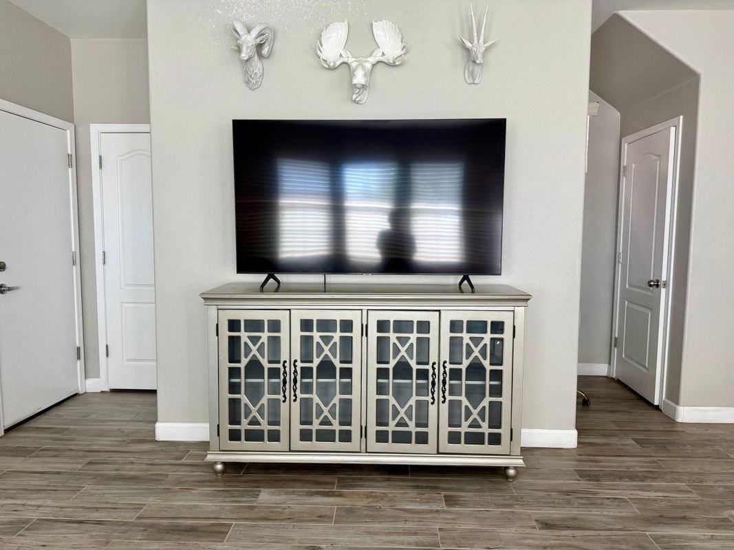 3708 E Kerry Ln - Photo 6 of 15