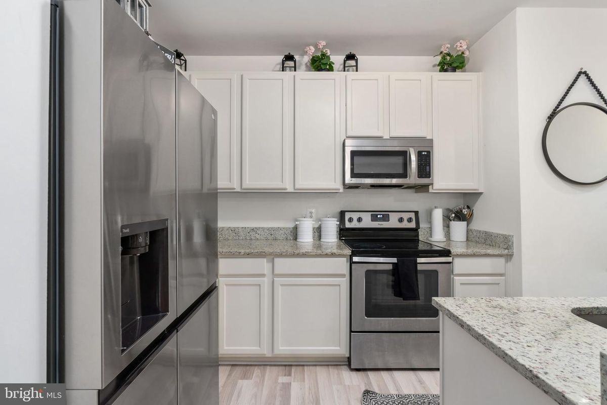 5095 Anchorstone Dr - Photo 5 of 32