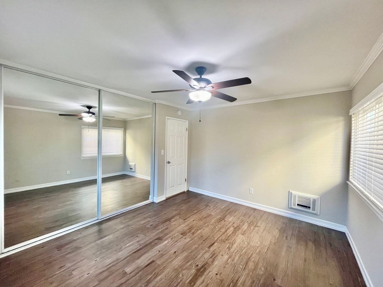 3563 6th Ave. - Photo 3 of 27