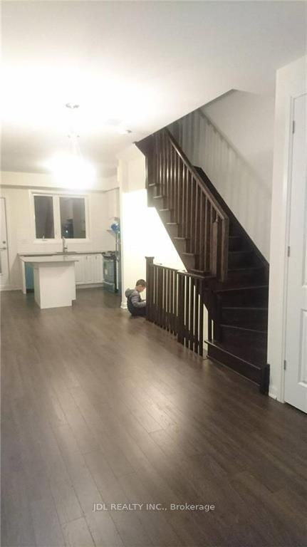 30 Sarah Jackson Crescent - Photo 2 of 10