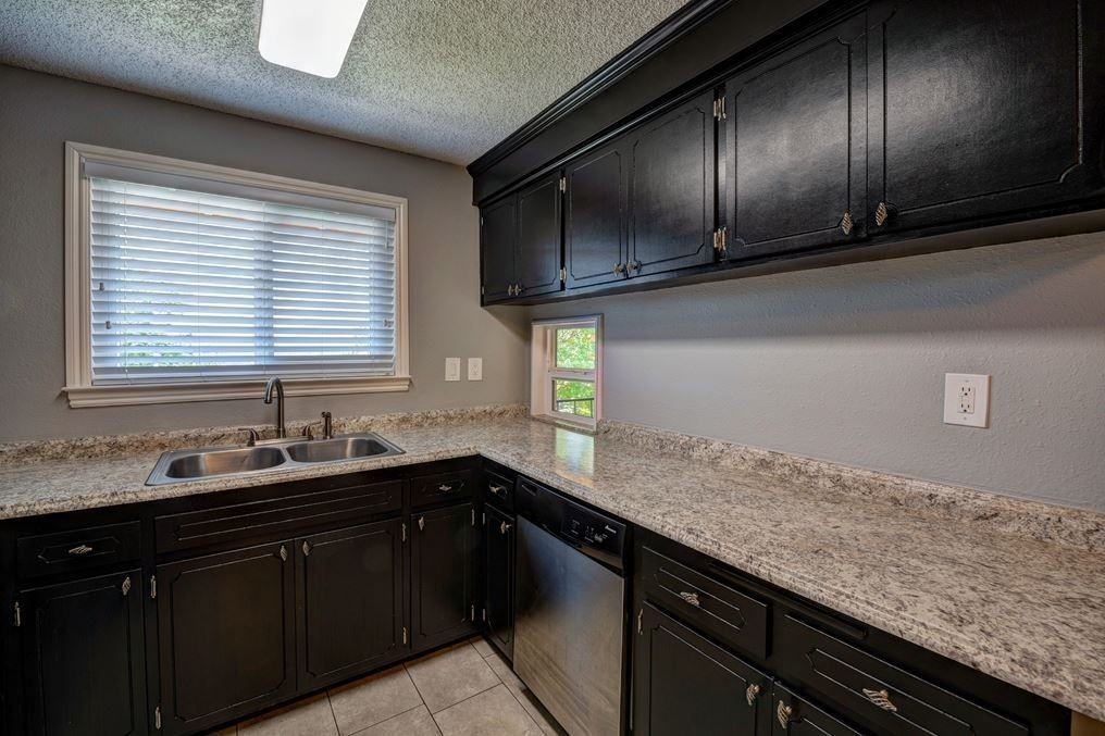 Riverview Condominiums - Photo 2 of 25