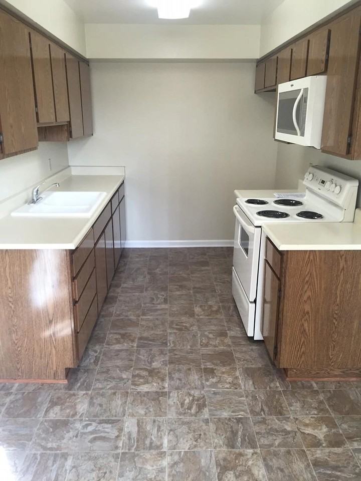 1920 Peyton - Photo 4 of 50