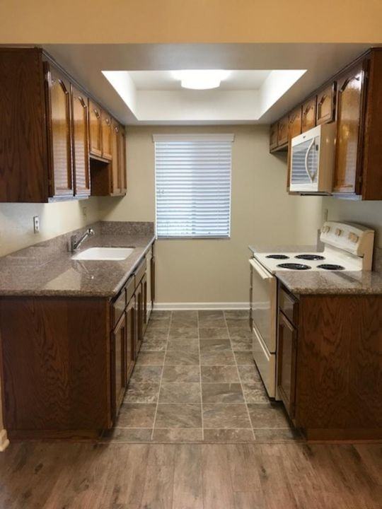 211 West Verdugo - Photo 6 of 50