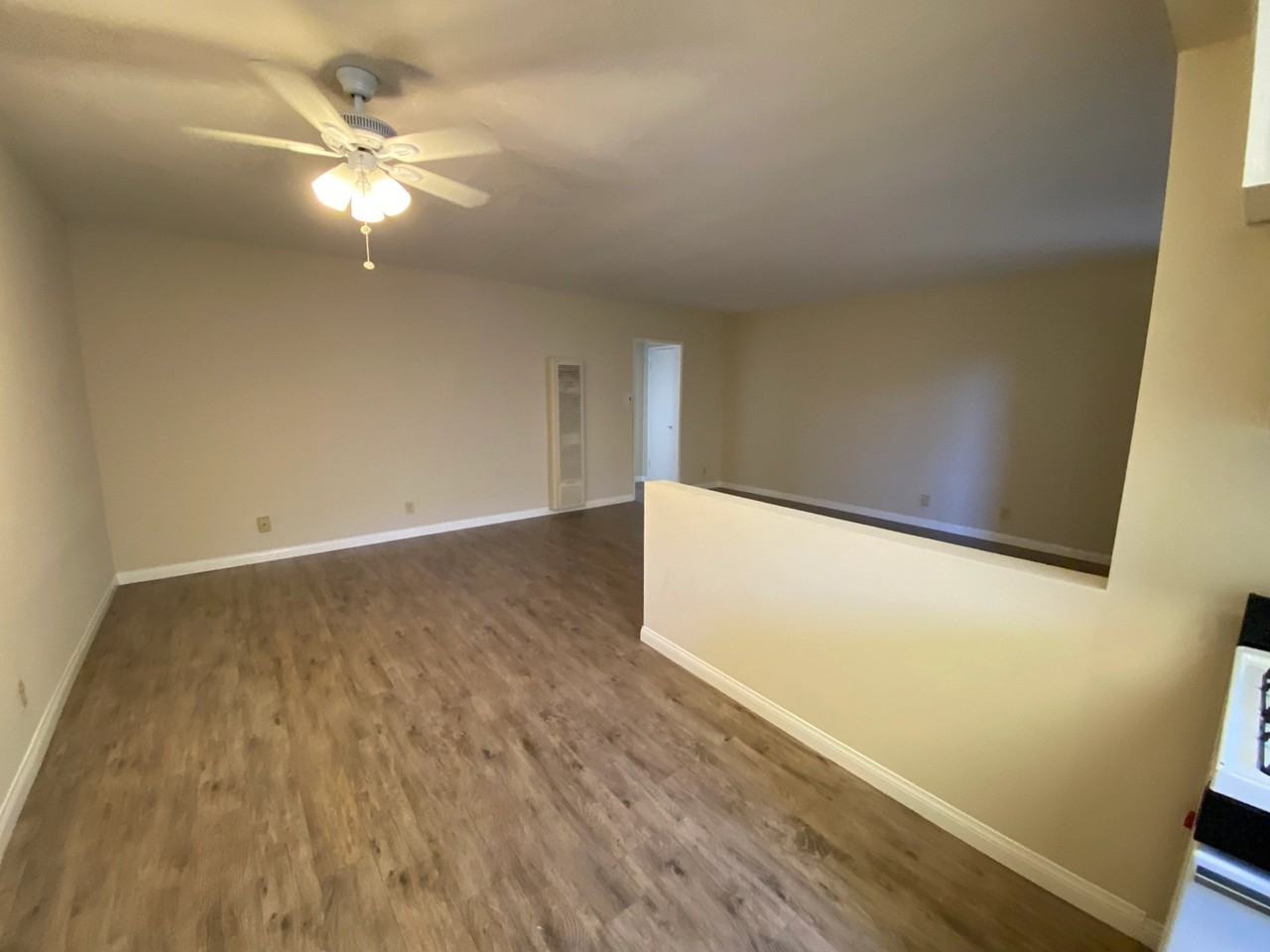 241 E. Alameda Ave - Photo 6 of 33