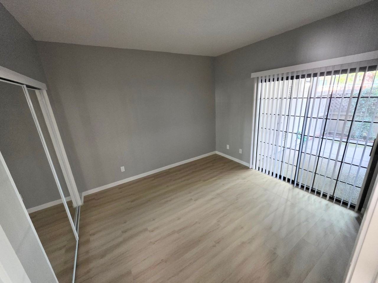 Meridian Apartments - Photo 4 of 23