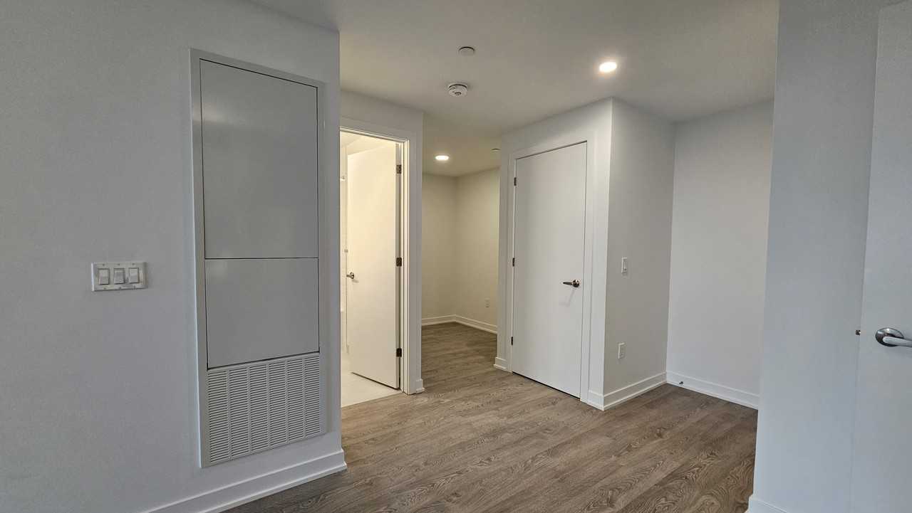 750 Whitlock Avenue - Photo 5 of 19