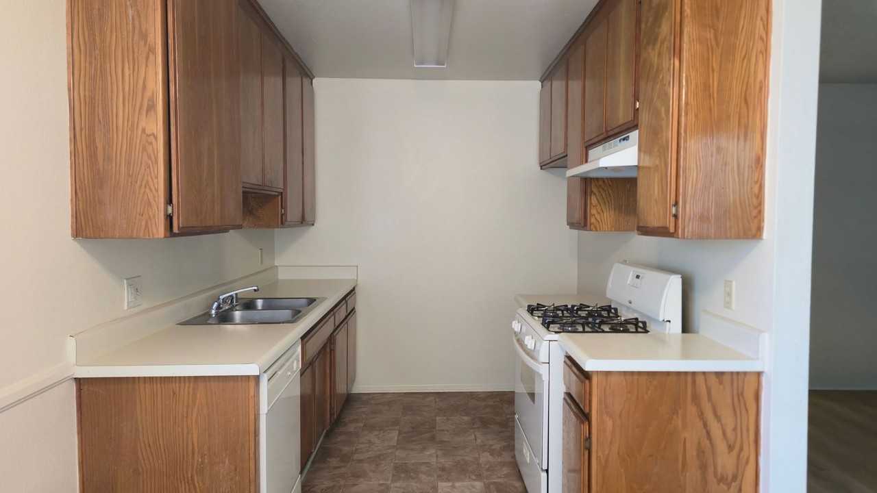 11184Hust - Photo 7 of 41