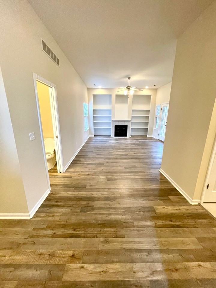 5501 Murfreesboro Dr - Photo 5 of 42