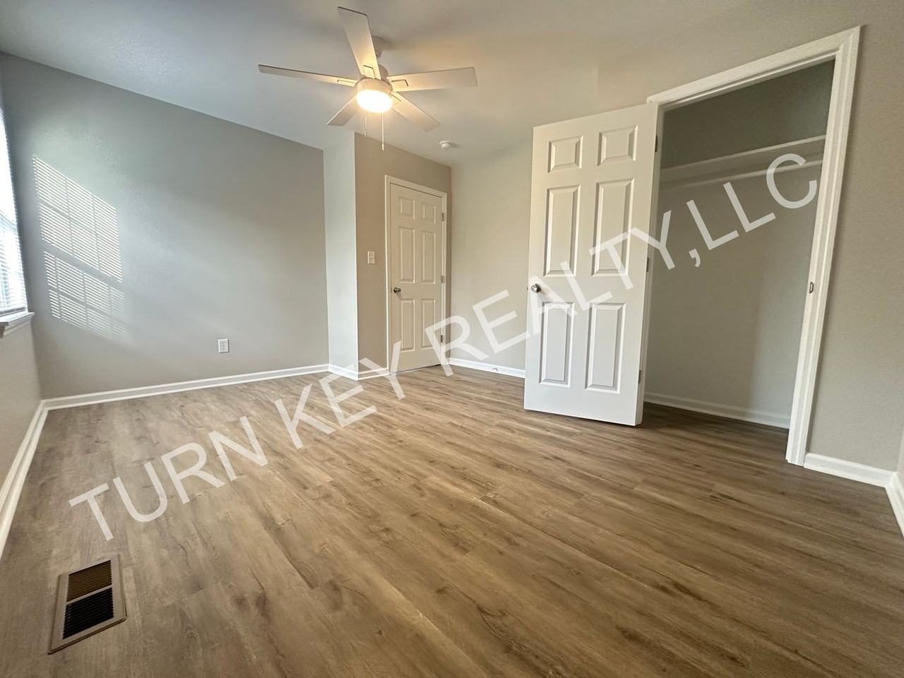 436 Mcginnis St - Photo 3 of 18