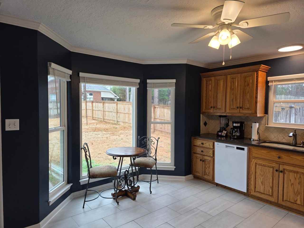 1318 Maple Leaf Ct - Photo 5 of 22