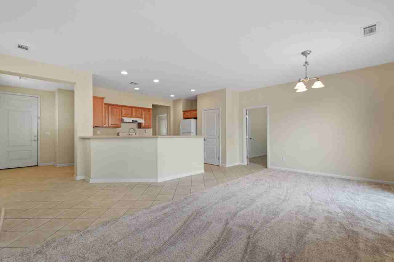 9145 Spruce Creek Ct - Photo 3 of 14