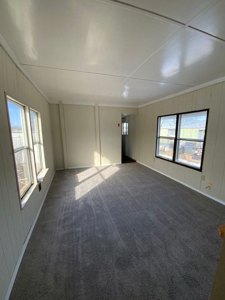 200 W Burkholder Dr - Photo 3 of 8