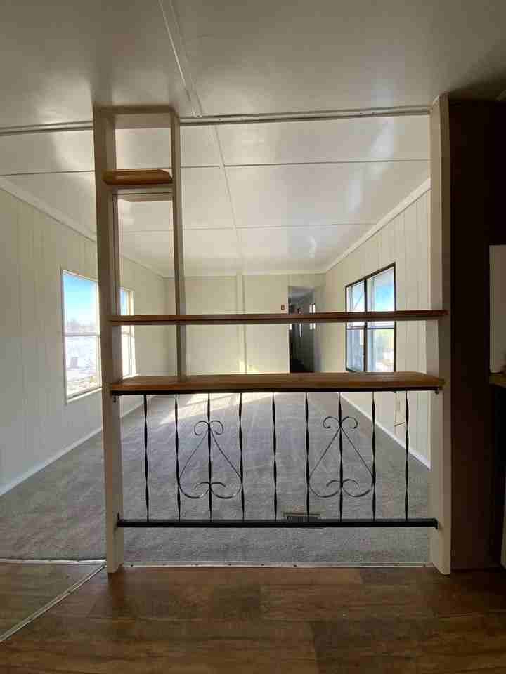 200 W Burkholder Dr - Photo 4 of 8