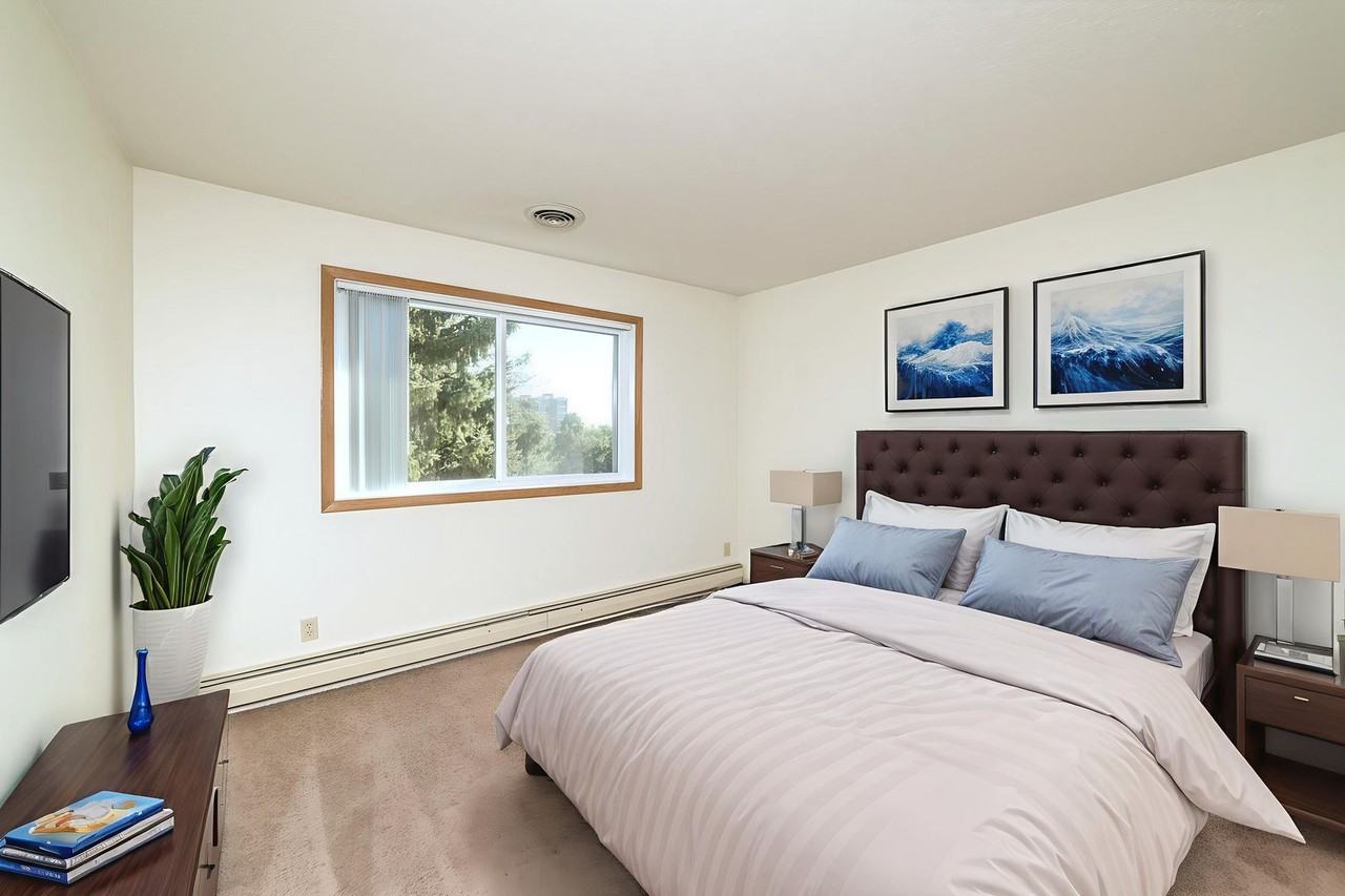 2809 W 33rd St - Photo 4 of 7